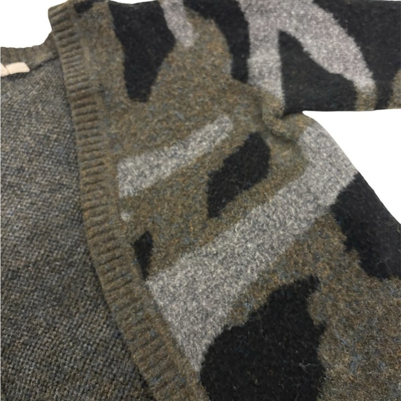Moth Anthropologie Camo Dark Green Cardigan Size Large - Picture 5 of 8